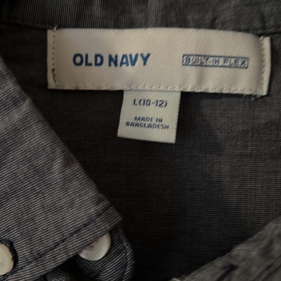 NWT Boys button down - Picture 2 of 4